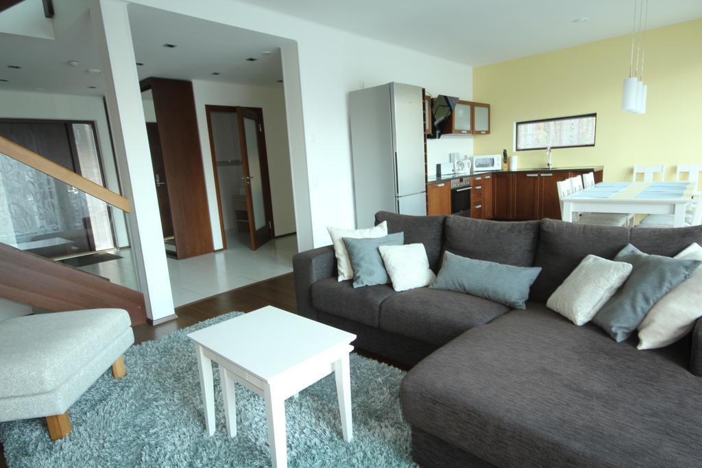 Marina Holiday Rauhan Village Apartments イマトラ 部屋 写真
