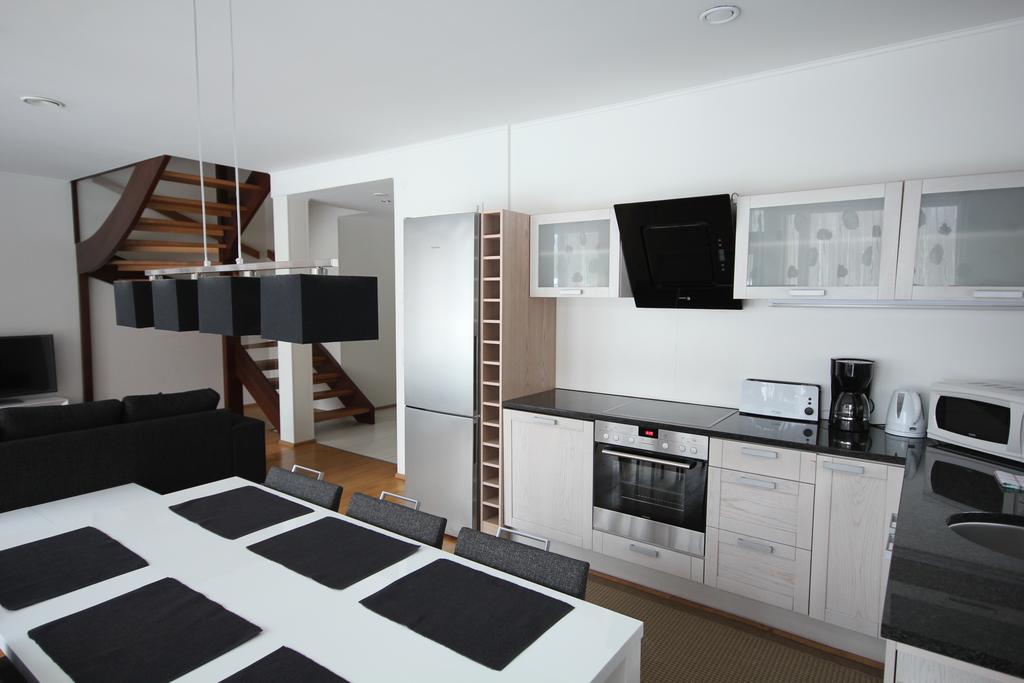 Marina Holiday Rauhan Village Apartments イマトラ 部屋 写真